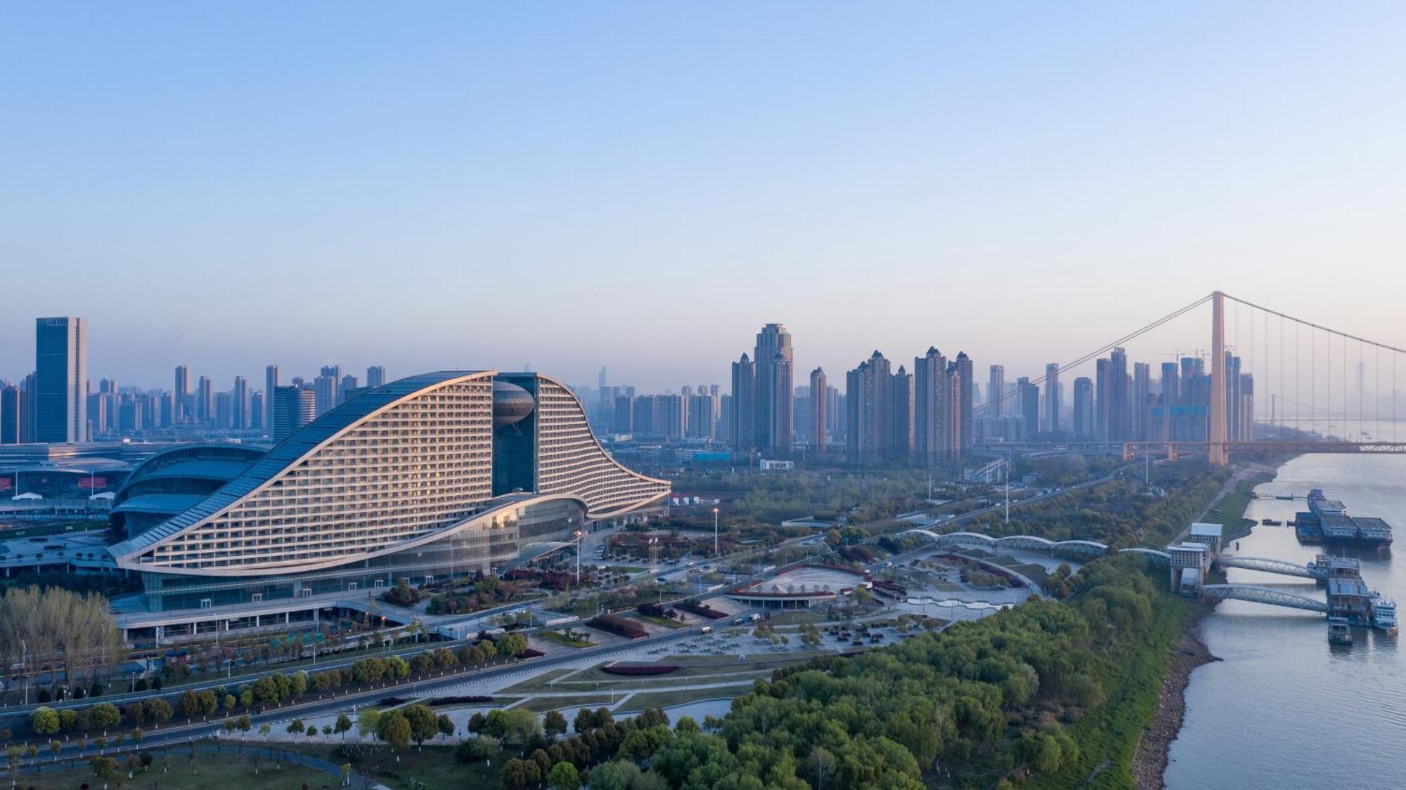 Intercontinental Wuhan By Ihg - Yangtze River View Kültér fotó